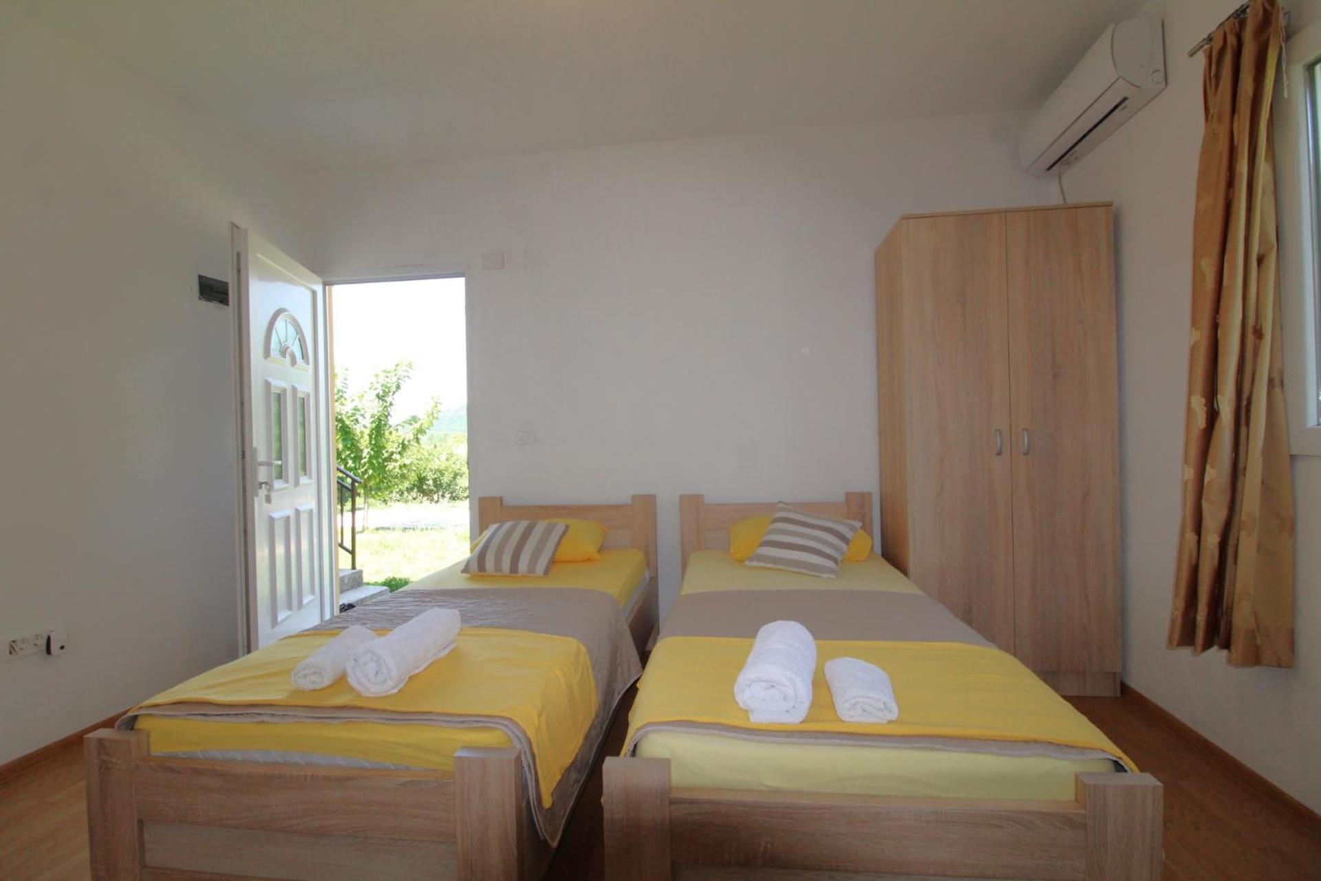 Apartments Stevan Bar Bagian luar foto